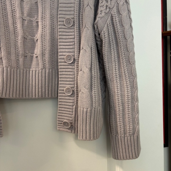 Express Lavender Relaxed V-Neck Cable Knit Cardigan - Picture 6 of 8